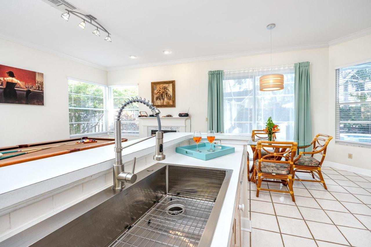 Palm Harbor Paradise - Lovely Home With Pool & Hot Tub Exteriör bild